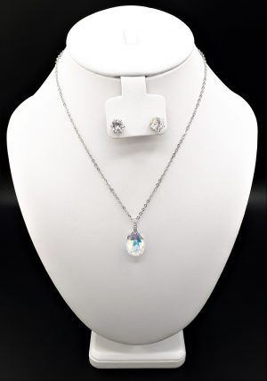 Crystal Teardrop Necklet