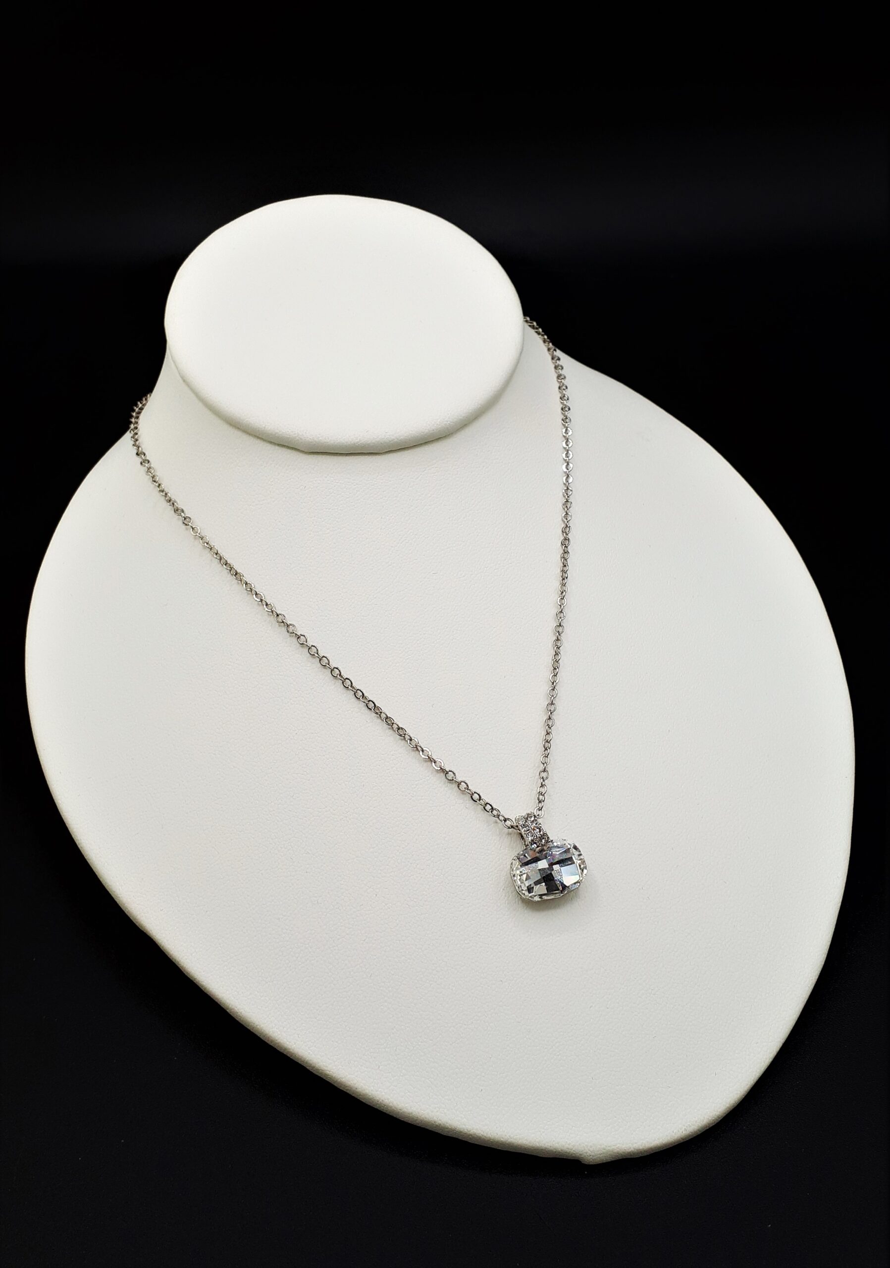 Crystal Cushion Cut Necklet - Image 2