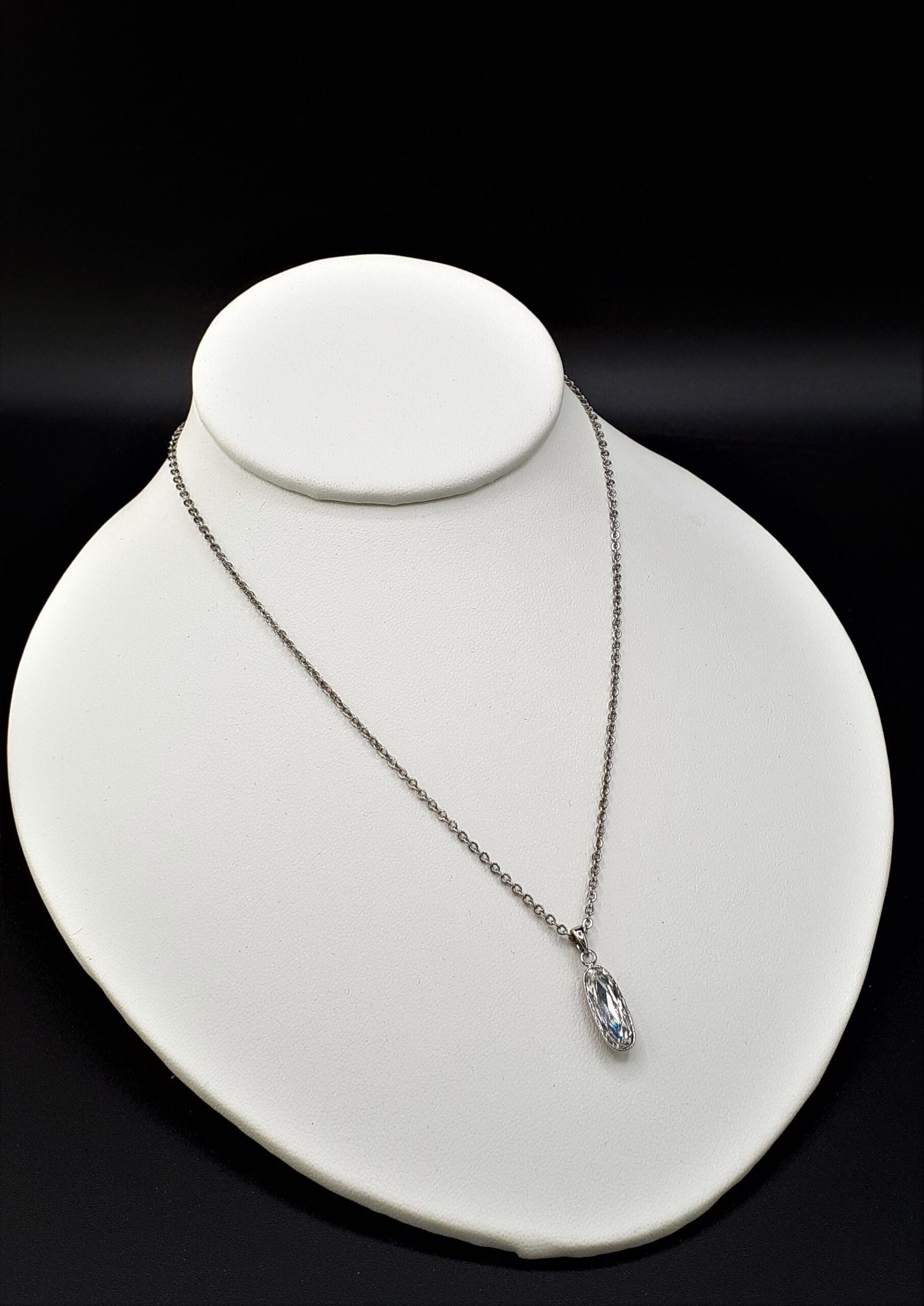 Crystal Elongated Oval Necklet - Image 2