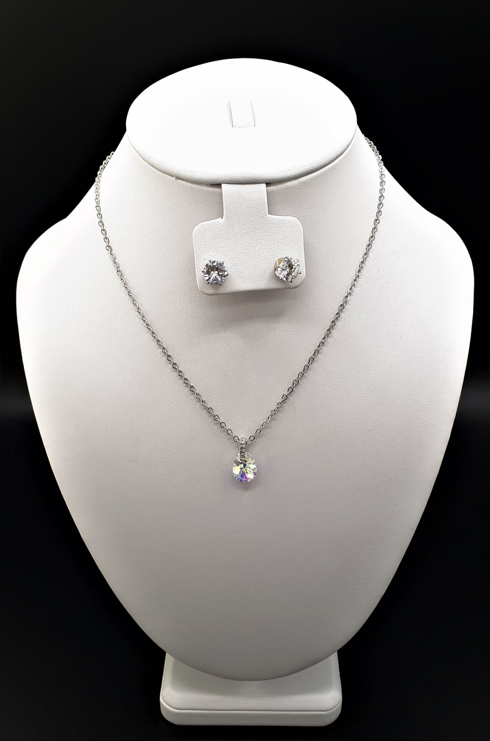 Crystal Petite Teardrop Necklet